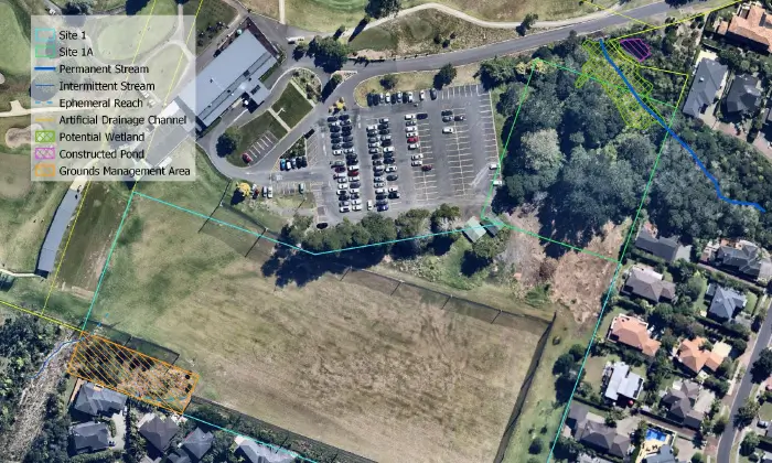 Map showing key freshwater features within/near Sites 1 and 1A at North Shore Golf Course